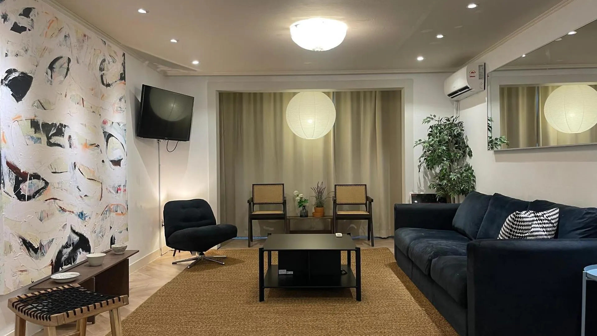 Ferienwohnung Upper House Nearby Coex Seoul